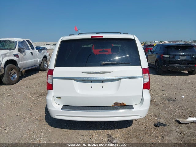 12658064 :رقم المزاد ، 2C4RC1BG6FR696988 vin ، 2015 Chrysler Town & Country Touring مزاد بيع