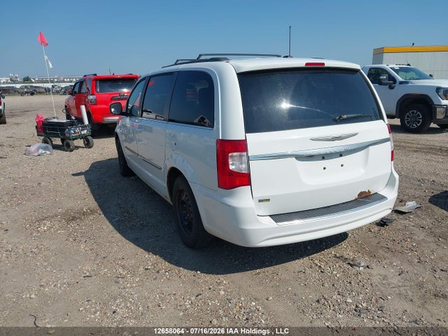 12658064 :رقم المزاد ، 2C4RC1BG6FR696988 vin ، 2015 Chrysler Town & Country Touring مزاد بيع