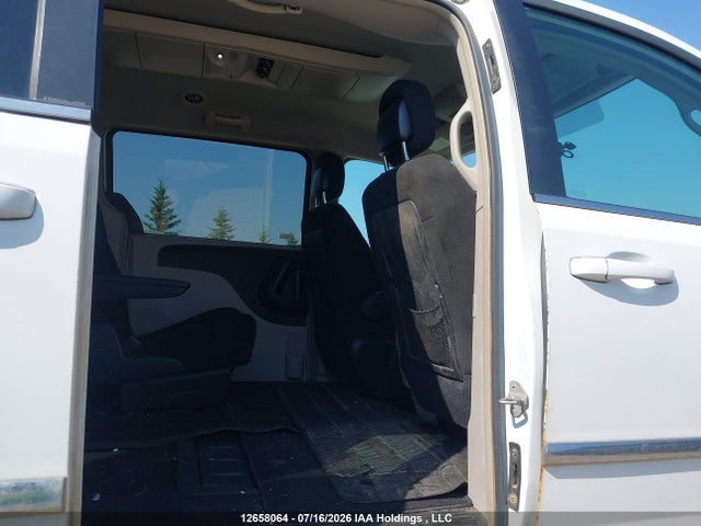 12658064 :رقم المزاد ، 2C4RC1BG6FR696988 vin ، 2015 Chrysler Town & Country Touring مزاد بيع
