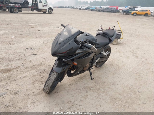 Продаж на аукціоні авто 2016 Honda Cbr500 Ra-abs, vin: MLHPC4425G5300023, номер лоту: 12658066