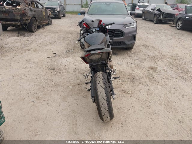 Продаж на аукціоні авто 2016 Honda Cbr500 Ra-abs, vin: MLHPC4425G5300023, номер лоту: 12658066