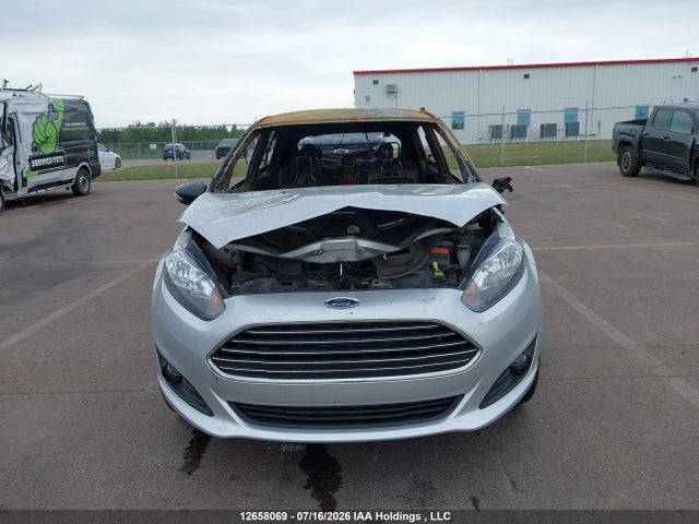 Ford FIESTA SE 2019 3FADP4EJ5KM124969 Image 10