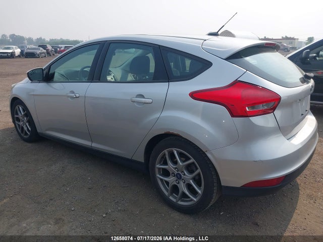 12658074 :رقم المزاد ، 1FADP3K24FL271380 vin ، 2015 Ford Focus مزاد بيع