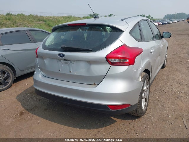 12658074 :رقم المزاد ، 1FADP3K24FL271380 vin ، 2015 Ford Focus مزاد بيع