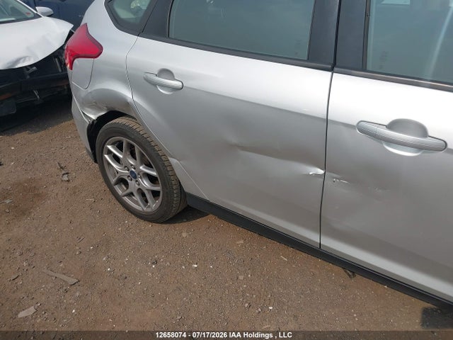 12658074 :رقم المزاد ، 1FADP3K24FL271380 vin ، 2015 Ford Focus مزاد بيع