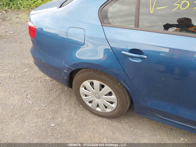 12658078 :رقم المزاد ، 3VW2K7AJ7FM303511 vin ، 2015 Volkswagen Jetta 2.0l Trendline/2.0l Trendline+ مزاد بيع