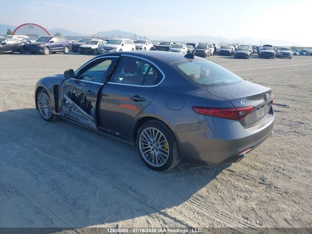 Продаж на аукціоні авто 2017 Alfa Romeo Giulia Ti, vin: ZARFAEEN4H7562341, номер лоту: 12658080