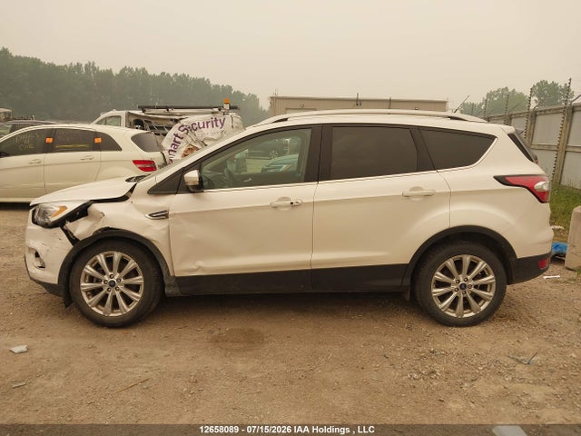 Продаж на аукціоні авто 2017 Ford Escape Titanium, vin: 1FMCU9J9XHUD46902, номер лоту: 12658089