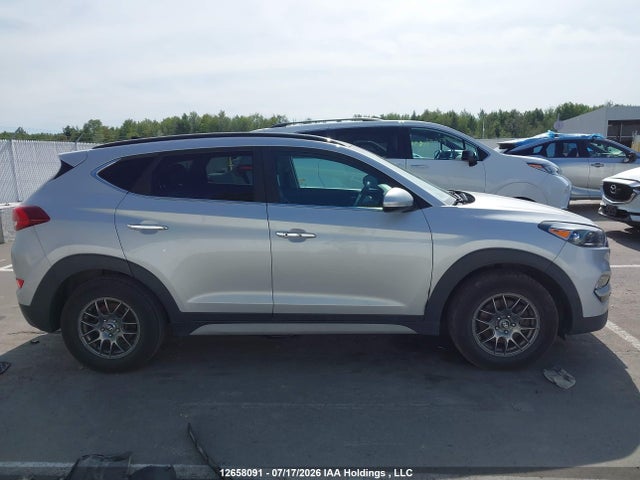Продажа на аукционе авто 2017 Hyundai Tucson, vin: KM8J3CA27HU415717, номер лота: 12658091