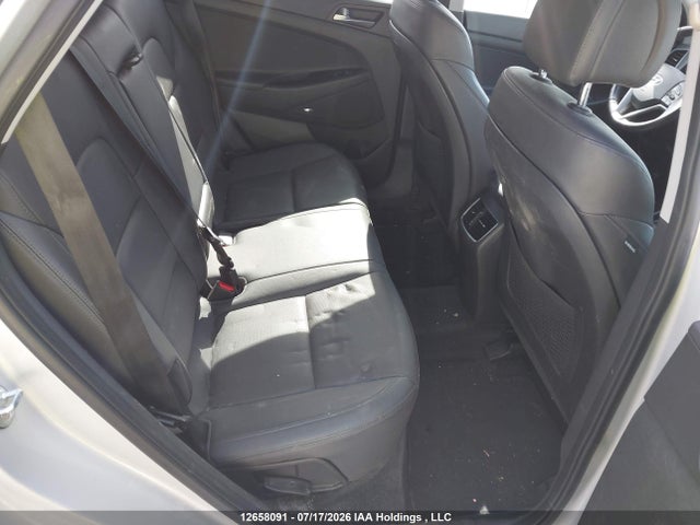 Продажа на аукционе авто 2017 Hyundai Tucson, vin: KM8J3CA27HU415717, номер лота: 12658091