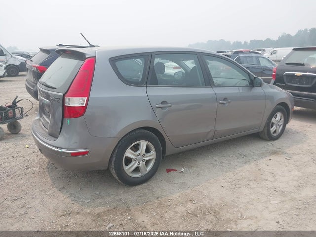12658101 :رقم المزاد ، KMHDC8AE3BU105916 vin ، 2011 Hyundai Elantra Touring Gls/se مزاد بيع