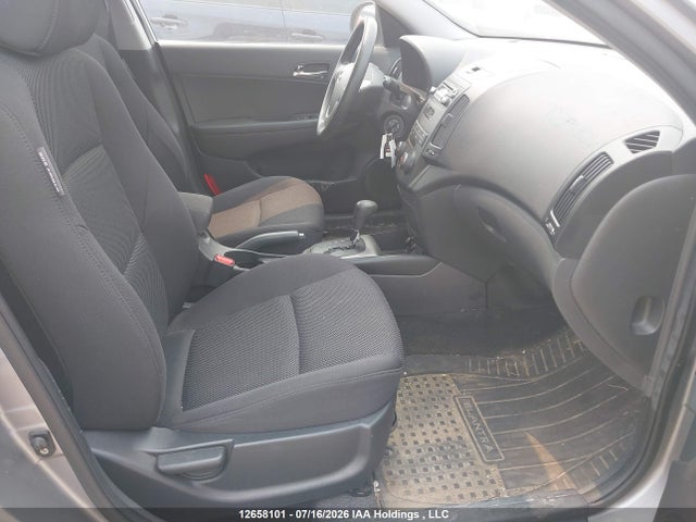 12658101 :رقم المزاد ، KMHDC8AE3BU105916 vin ، 2011 Hyundai Elantra Touring Gls/se مزاد بيع