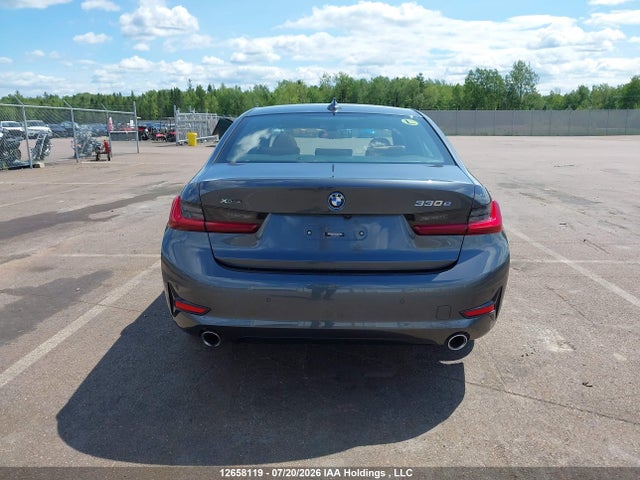 BMW 330xe 2022 WBA5P9C02NFM11631 Image 16