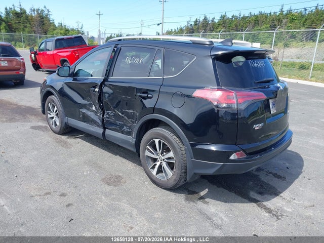 Toyota RAV4 LE 2018 2T3BFREV4JW756489 Image 3