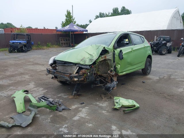 12658134 :رقم المزاد ، KMHCT5AE9DU086429 vin ، 2013 Hyundai Accent Gl مزاد بيع