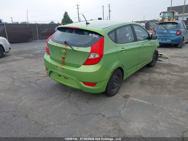 12658134 :رقم المزاد ، KMHCT5AE9DU086429 vin ، 2013 Hyundai Accent Gl مزاد بيع