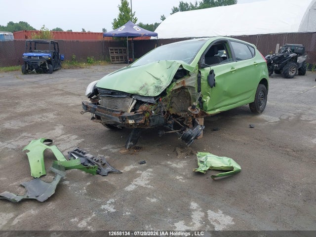 12658134 :رقم المزاد ، KMHCT5AE9DU086429 vin ، 2013 Hyundai Accent Gl مزاد بيع