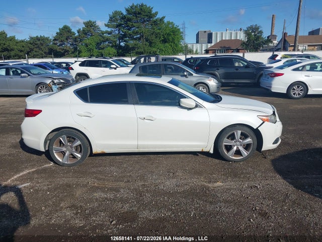 2013 Acura Ilx მანქანა იყიდება აუქციონზე, vin: 19VDE1F59DE401984, აუქციონის ნომერი: 12658141