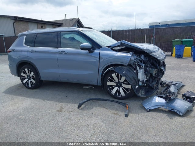 Продажа на аукционе авто 2025 Mitsubishi Outlander Sel, vin: JA4J4WA82SZ625783, номер лота: 12658147