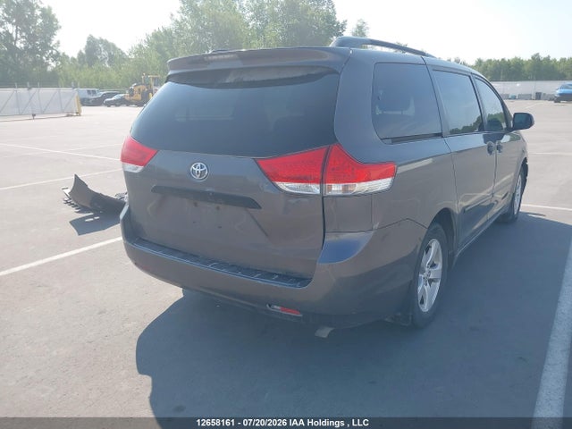 Продаж на аукціоні авто 2011 Toyota Sienna, vin: 5TDZK3DC0BS149368, номер лоту: 12658161