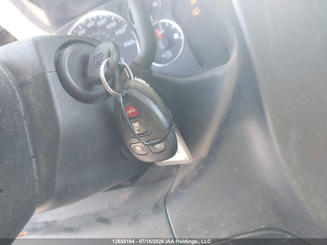 Chevrolet Express G2500 2023 1GCWGBFP1P1160771 Image 10