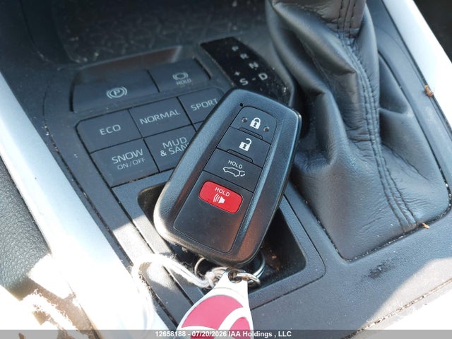 Продаж на аукціоні авто 2020 Toyota Rav4 Xle, vin: 2T3R1RFV8LW108541, номер лоту: 12658188
