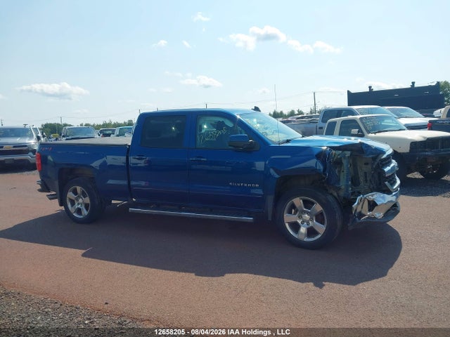 Продаж на аукціоні авто 2018 Chevrolet Silverado K1500 Lt, vin: 1GCUKREC8JF199106, номер лоту: 12658205