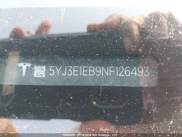 5YJ3E1EB9NF126493 Tesla Model 3 Long Range
