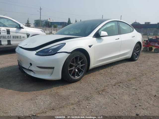 5YJ3E1EB9NF126493 Tesla Model 3 Long Range