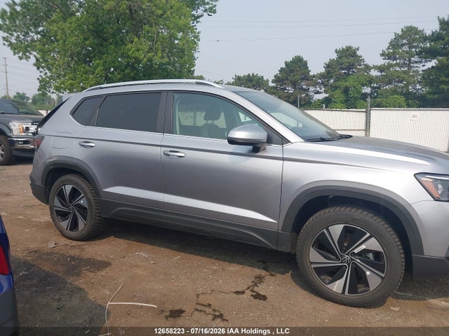 Volkswagen TAOS SE 2025 3VVUC7B23SM067550 Image 12