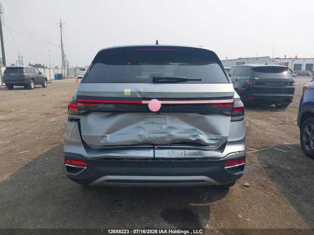 Volkswagen TAOS SE 2025 3VVUC7B23SM067550 Image 6