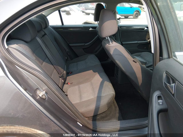 3VWD67AJ5GM303067 Volkswagen JETTA SE
