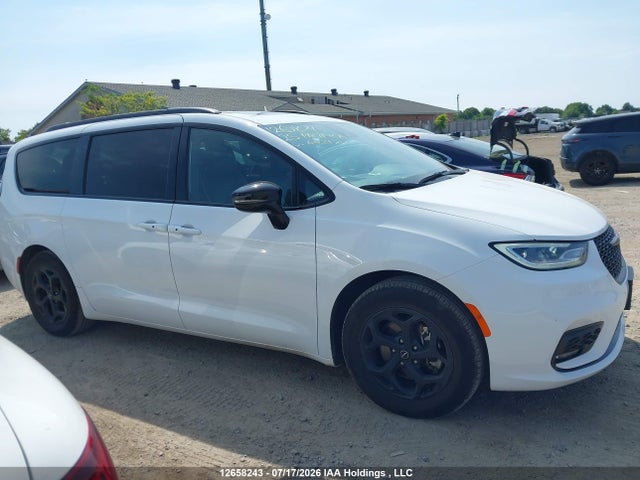 Продаж на аукціоні авто 2025 Chrysler Pacifica Limited, vin: 2C4RC1GG1SR602471, номер лоту: 12658243