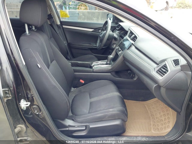 2016 Honda Civic Sedan მანქანა იყიდება აუქციონზე, vin: 2HGFC2F5XGH013717, აუქციონის ნომერი: 12658246