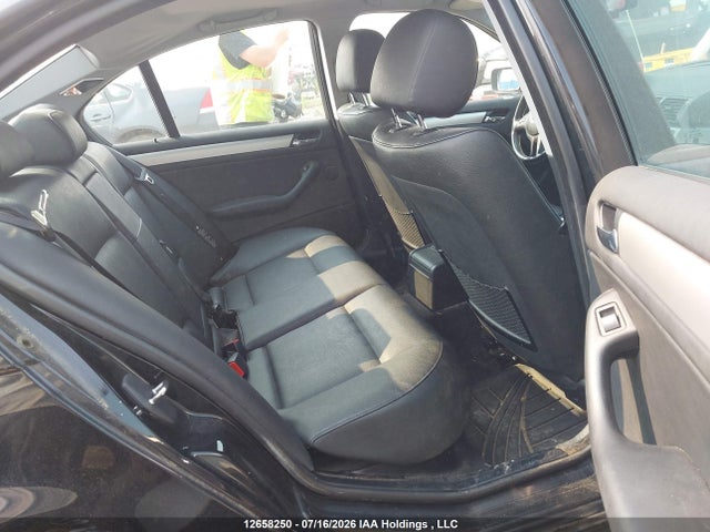 Продажа на аукционе авто 2005 Bmw 3 Series, vin: WBAEU33445PR18985, номер лота: 12658250