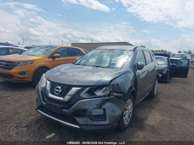 Nissan Rogue 2017 5N1AT2MT9HC768190 Image 2