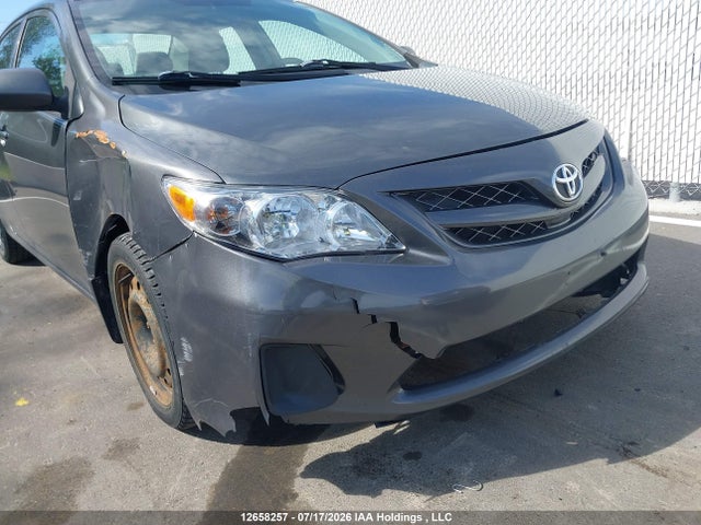 12658257 :رقم المزاد ، 2T1BU4EE8BC671935 vin ، 2011 Toyota Corolla S/le مزاد بيع