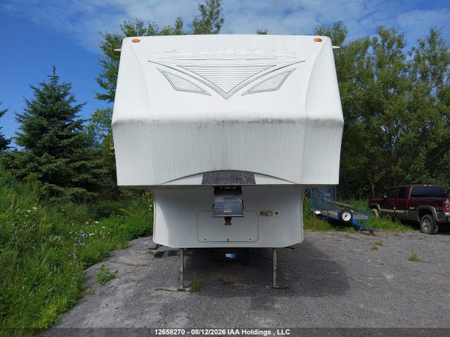 2011 Crossroads 5th Wheel მანქანა იყიდება აუქციონზე, vin: 4V0FC3128BE006305, აუქციონის ნომერი: 12658270
