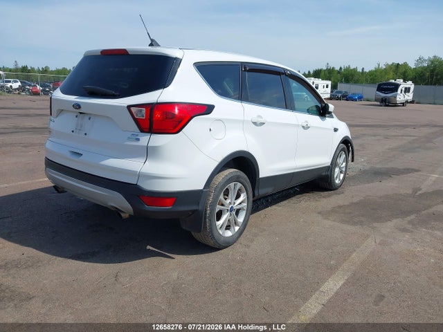 Ford ESCAPE SE 2019 1FMCU9GD1KUC39966 Image 4
