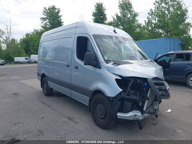 Mercedes-Benz Sprinter 2500 144 Wheelbase Standard Roof 4 Cylinder Diesel Standard Output 2026 W1Y4KBHY0TP876995 главное изображение