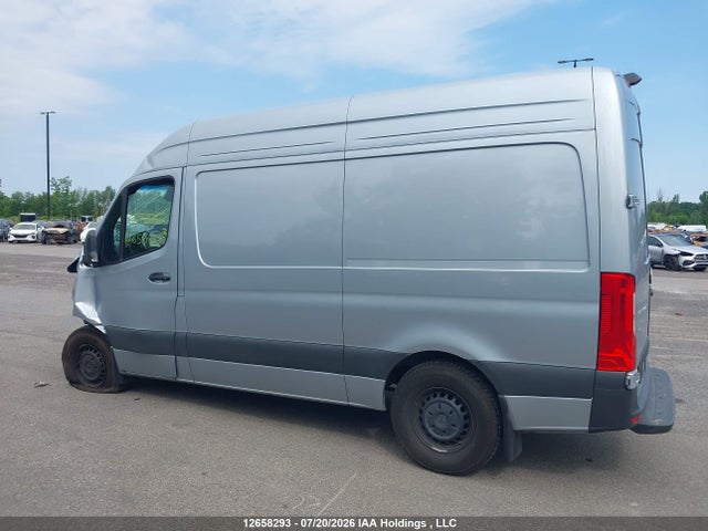 W1Y4KBHY0TP876995 Mercedes-Benz Sprinter 2500 144 Wheelbase Standard Roof 4 Cylinder Diesel Standard Output