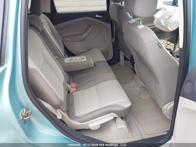 2013 Ford Escape Se მანქანა იყიდება აუქციონზე, vin: 1FMCU9G90DUD20648, აუქციონის ნომერი: 12658300