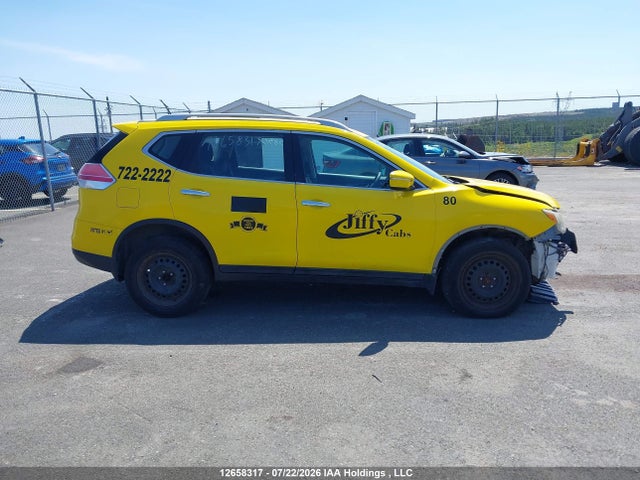 Продажа на аукционе авто 2015 Nissan Rogue, vin: 5N1AT2MV9FC880552, номер лота: 12658317