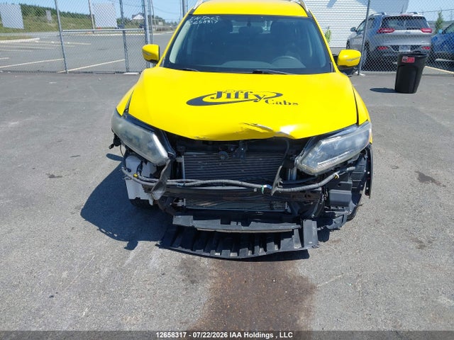 Продажа на аукционе авто 2015 Nissan Rogue, vin: 5N1AT2MV9FC880552, номер лота: 12658317