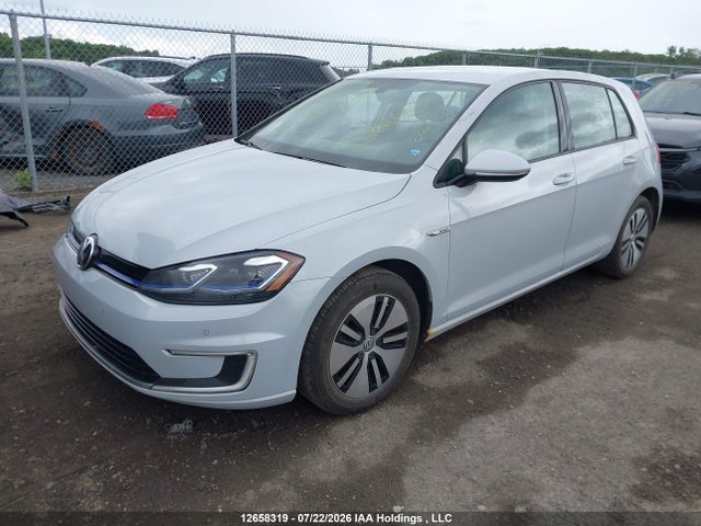 2017 Volkswagen E-golf Sel Premium მანქანა იყიდება აუქციონზე, vin: WVWPR7AU4HW951891, აუქციონის ნომერი: 12658319