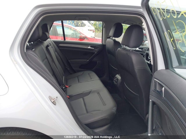 2017 Volkswagen E-golf Sel Premium მანქანა იყიდება აუქციონზე, vin: WVWPR7AU4HW951891, აუქციონის ნომერი: 12658319