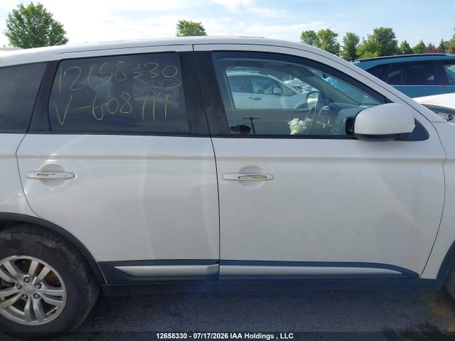 Продажа на аукционе авто 2019 Mitsubishi Outlander Es, vin: JA4AZ2A3XKZ608714, номер лота: 12658330