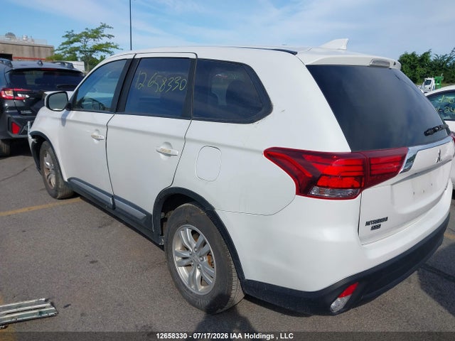 Продажа на аукционе авто 2019 Mitsubishi Outlander Es, vin: JA4AZ2A3XKZ608714, номер лота: 12658330