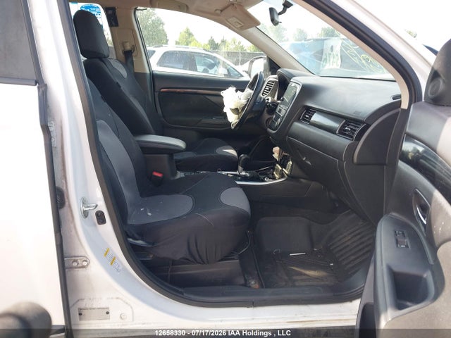 Продажа на аукционе авто 2019 Mitsubishi Outlander Es, vin: JA4AZ2A3XKZ608714, номер лота: 12658330