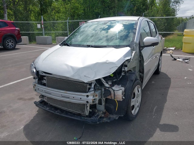Chevrolet SPARK 1LT 2021 KL8CD6SAXMC226442 Image 2
